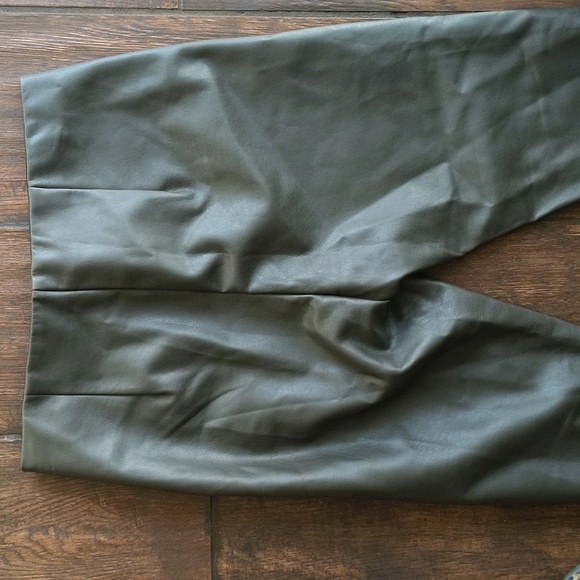 NWT Banana Republic Brown Vegan Leather Devon Pants - Women's 8 - Picture 7 of 8